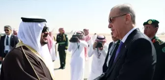 Cumhurbaşkanı Erdoğan, Suudi Arabistan'a geldi