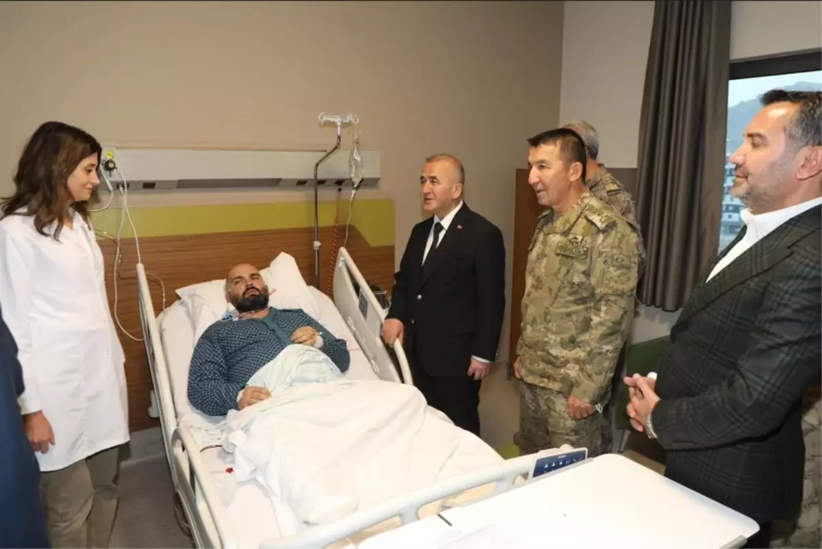 Elazığ'da Polis Memuru Silahlı Saldırıya Uğradı
