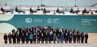 Cumhurbaşkanı Erdoğan, COP29 aile fotoğrafı çekimine katıldı