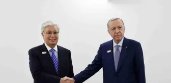 Cumhurbaşkanı Erdoğan, Kazakistan Cumhurbaşkanı Tokayev ile görüştü