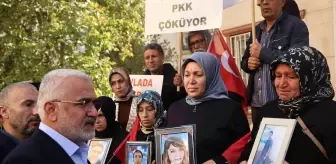 HÜDA PAR Genel Başkanı Zekeriya Yapıcıoğlu, Evlat Nöbetindeki Ailelerle Bir Araya Geldi