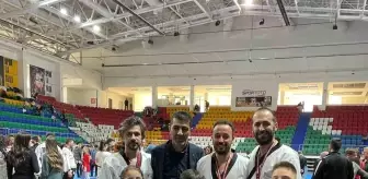 Kayserili Taekwondo Sporcuları Türkiye Şampiyonası'nda 4 Gümüş Madalya Kazandı