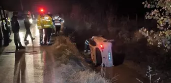 Kütahya'da Sulama Kanalına Devrilen Otomobilin Sürücüsü Tedavi Altına Alındı