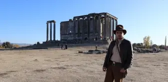 Arkeolog Ege Özcebe, 'Indiana Jones' İlhamıyla Aizanoi'de Görev Yapıyor