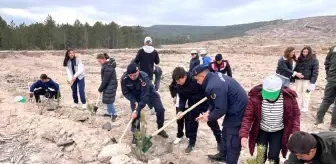 Eskişehir İl Jandarma Komutanlığı Fidan Dikme Etkinliğine Katıldı