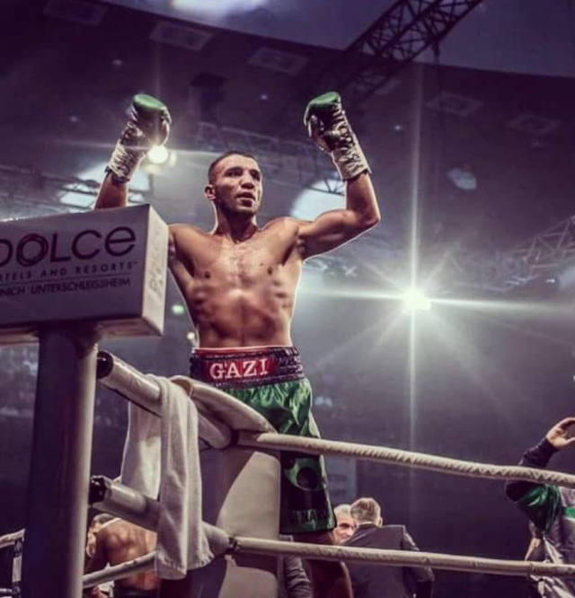 Milli Gururumuz Avni Yıldırım Dubai'den Zaferle Döndü Milli Gururumuz Avni Yıldırım Dubai'den Zaferle Döndü