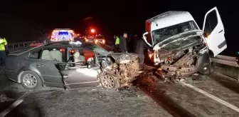 Yozgat'ta Meydana Gelen Trafik Kazasında 3 Kişi Hayatını Kaybetti