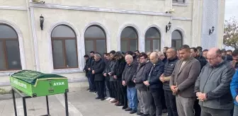 Çanakkale'de trafik kazasında hayatını kaybeden genç kadın toprağa verildi