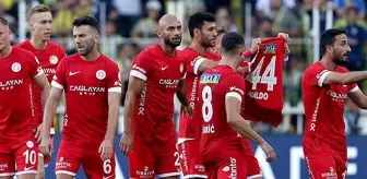 Eski milli futbolcu kariyerini sonlandırdı