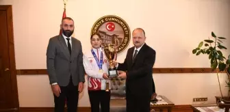 Kastamonulu Asuman Çığlıoğlu, Avrupa Kick Boks Şampiyonu