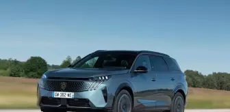 Peugeot E-5008, En İyi Aile Aracı Ödülünü Kazandı