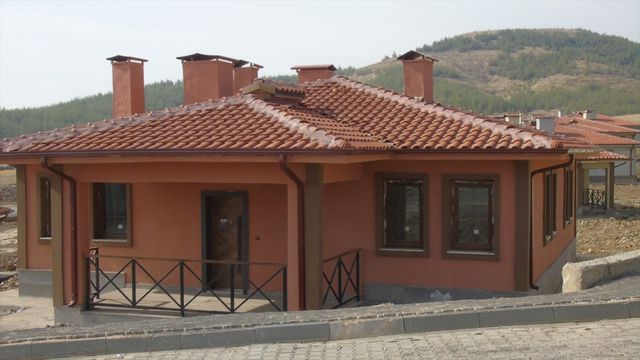 Nurdağı'nda Depremzedelere 65 Yeni Konut Anahtarı Teslim Edildi