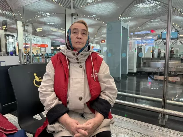 Russian Woman Stranded in Turkey with Ukrainian Passport Has Been Living at the Airport for 70 Days