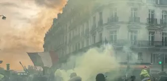 Sarı Yelekliler, Hareketin 6. Yıl Dönümünde Paris'te Gösteri Düzenledi