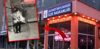 Beylikdüzü'nde AK Parti binasına kaldırım taşıyla saldırı