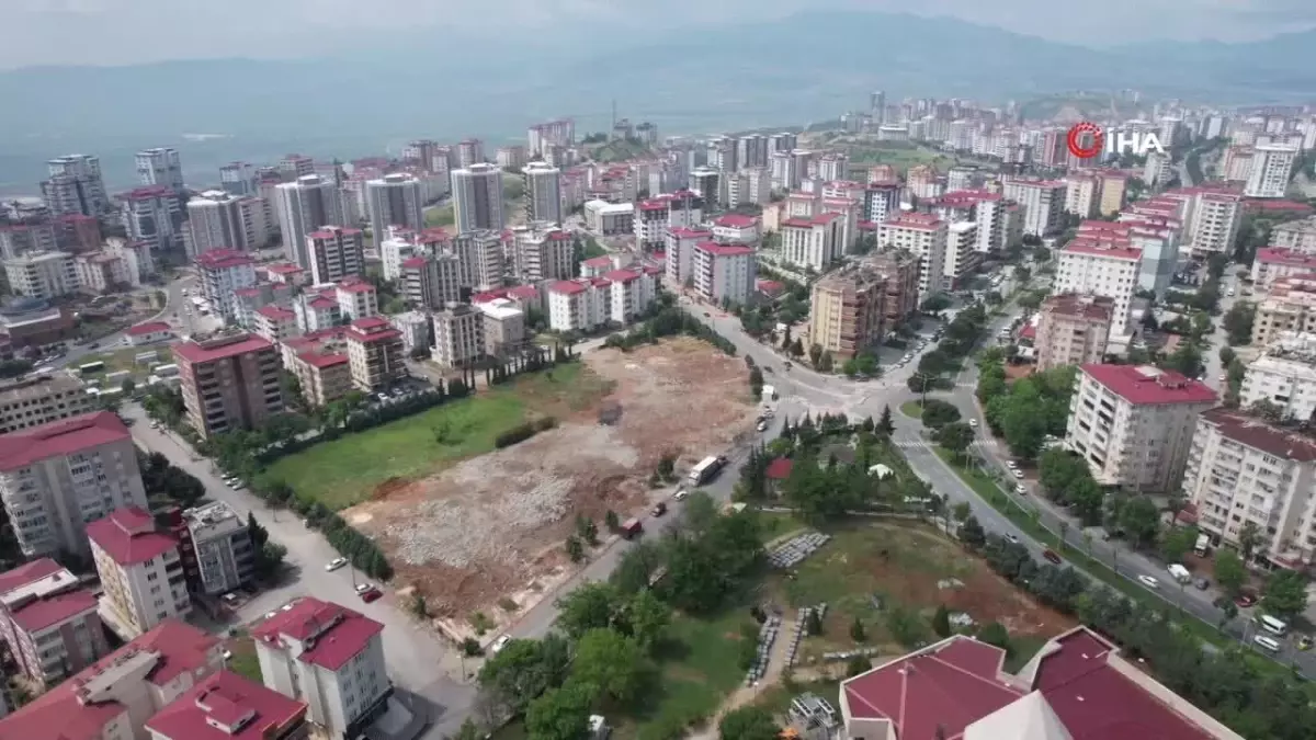 Kahramanmaraş'ta Ağır Hasarlı Binaların Yıkım Oranı Yüzde 98'e Ulaştı