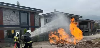 Kocaeli'de İnşaat Çalışmasında Doğal Gaz Borusu Yangın Çıkardı