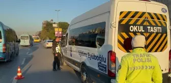 İstanbul'da Öğrenci Servislerine Denetim Uygulandı