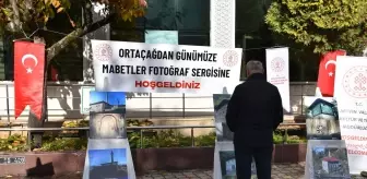 Artvin'de 'Orta Çağ'dan Günümüze Mabetler' Fotoğraf Sergisi Açıldı