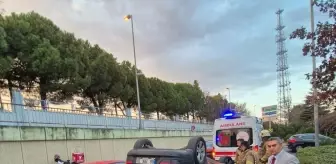 Sarıyer'de Devrilen Otomobil Trafik Yoğunluğu Yarattı