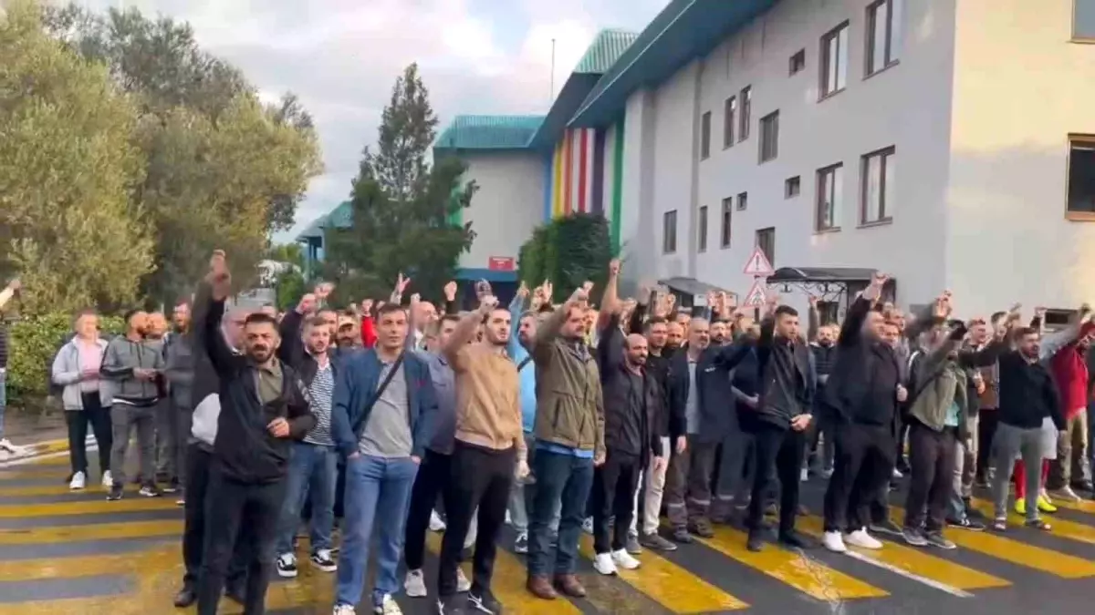 Filli Boya İşçileri Yemekhane Eylemiyle Seslerini Duyurdu