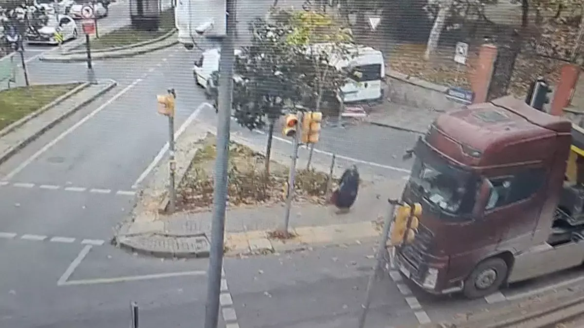 Üsküdar'da Yaya Geçidinde Feci Kaza: 81 Yaşındaki Kadın Hayatını Kaybetti
