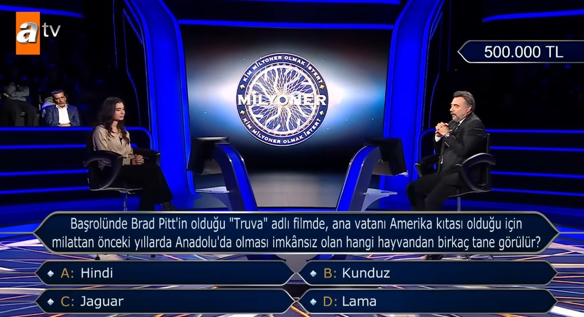 Başrolünde Brad Pitt'in olduğu 'Truva' adlı filmde, ana vatanı Amerika kıtası olduğu için milattan önceki yıllarda Anadolu'da olması imkânsız olan ...