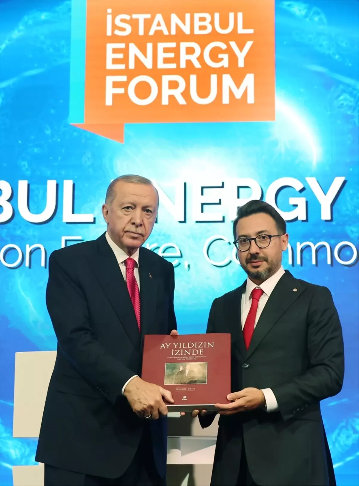 Cumhurbaşkanı Erdoğan: "CHP'nin bir an önce bu kantin solculuğu alışkanlığından kendisini kurtarmasını ümit ediyorum."