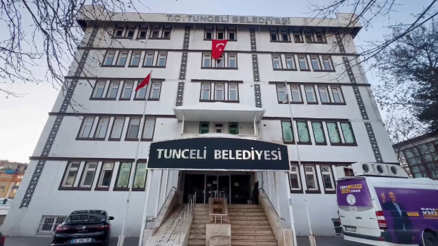 İçişleri Bakanlığı tarafından Tunceli ve Ovacık Belediyelerine kayyum atandı