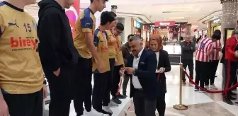 Osmaniye'de okullar arası bowling turnuvası sona erdi