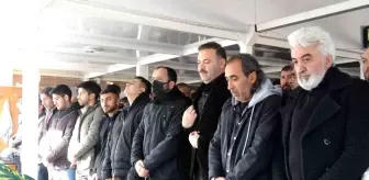 Zonguldak'ta Tren Kazasında 14 Yaşındaki Efe Baran Kazancı Hayatını Kaybetti