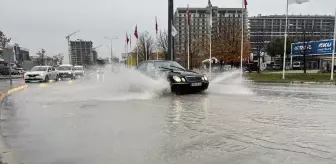 Bursa'da Lodos ve Sağanak Yağış Hayatı Olumsuz Etkiledi