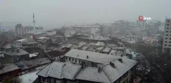 Eskişehir'de Yılın İlk Karı Düştü