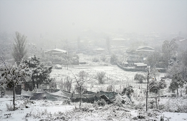 Snowfall Started in the High Areas of Istanbul