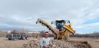 Kayseri Özvatan'da Şeker Pancarı Hasadı Tamamlandı