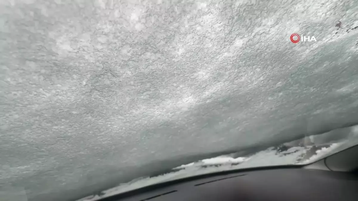 Çamlıbel Geçidi'nde Kar ve Tipi Sürücülere Zor Anlar Yaşattı