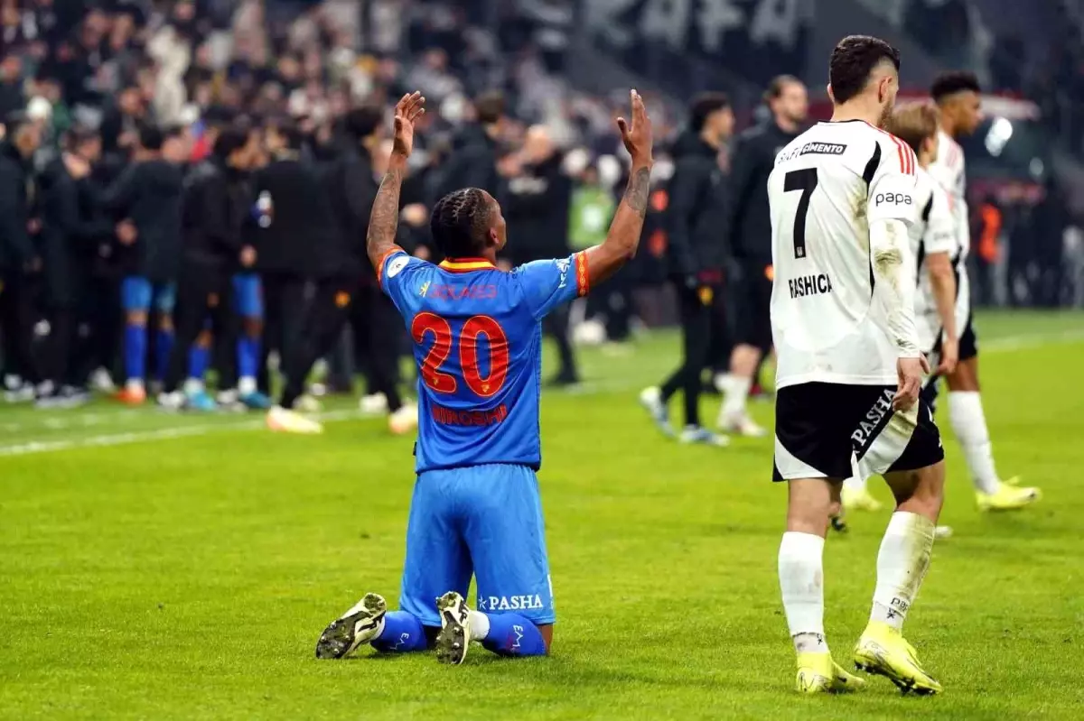 Beşiktaş, Göztepe'ye 22 Yıl Sonra Evinde Mağlup Oldu