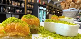 Gaziantep Baklavası ve Maraş Dondurması: Eşsiz Bir İkili