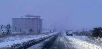 Nevşehir'de Kar Yağışı Nedeniyle Yol Temizleme Çalışmaları Başladı