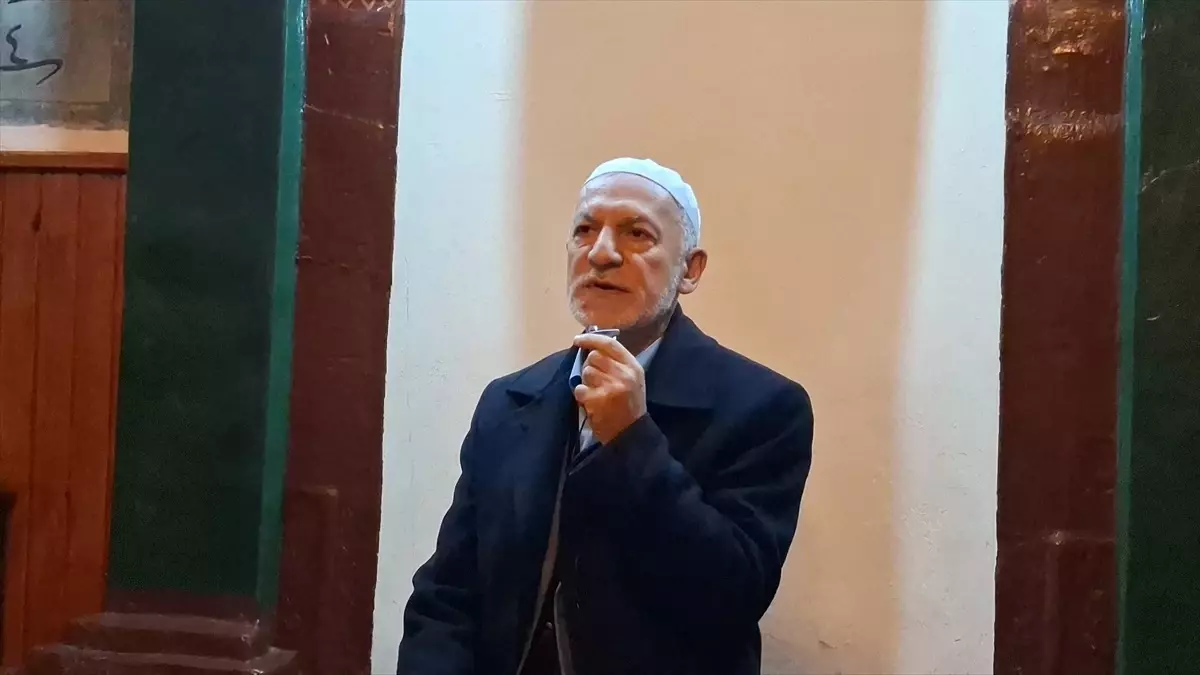 Beypazarı'nda öğretmenler sabah namazında buluştu