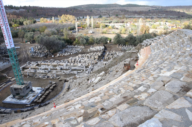 A 2,250-Year-Old Sewage System Found in the Ancient City of Stratonikeia