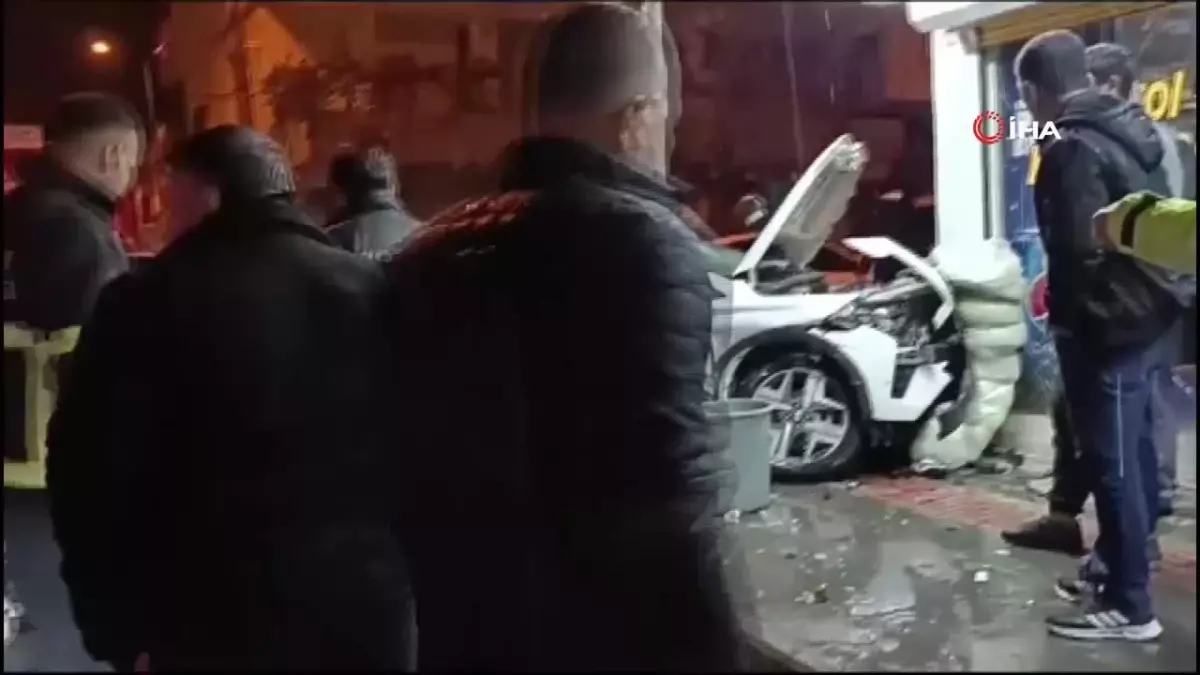 Batman'da Otomobil Çarpışması: 2 Yaralı