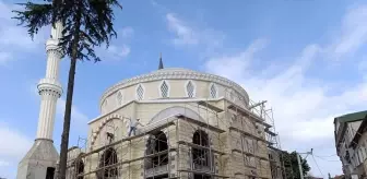 Kaynarca'da Cami İnşaatında İşçi Düşerek Yaralandı