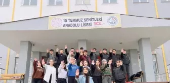 Lise öğrencileri 'Kadına Şiddete Dur' demek için kameraların karşısına geçtiler