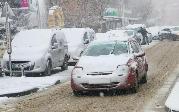 OKULLAR TATİL Mİ? 25 Kasım okullar kapalı mı, hangi illerde?