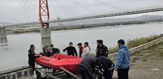 Şırnak'ta Kaybolan Genç İçin Dicle Nehri'nde Arama Çalışmaları Devam Ediyor