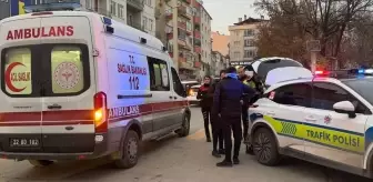 Edirne'de Motosiklet ve Otomobil Çarpıştı: 2 Yaralı