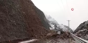 Artvin-Yusufeli Karayolu Heyelan Nedeniyle Ulaşıma Kapandı