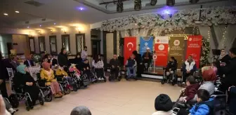 Sakarya'da 24 Akülü Tekerlekli Sandalye Dağıtıldı