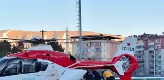 Malatya'da Silahlı Olayda Yaralanan Genç İçin Ambulans Helikopter Havalandı